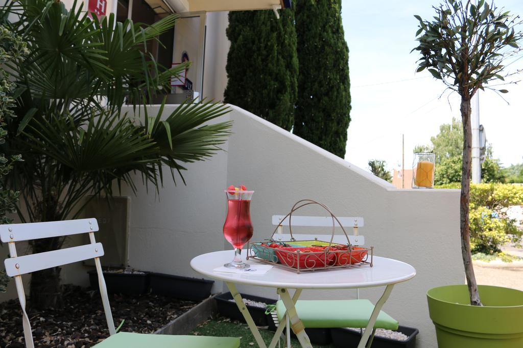 The Originals City, Hotel Dau Ly, Lyon Est Bron Zewnętrze zdjęcie