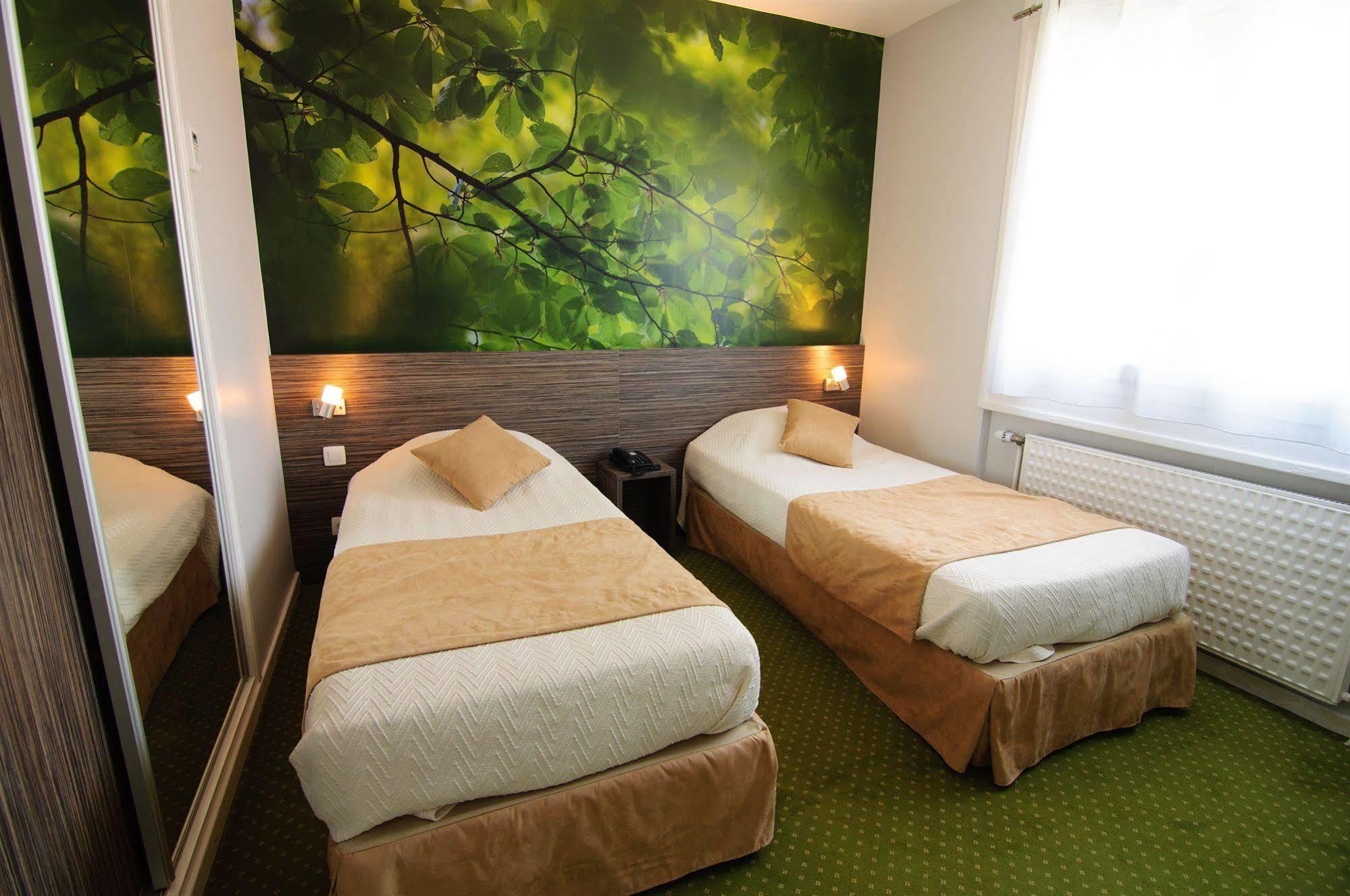 The Originals City, Hotel Dau Ly, Lyon Est Bron Zewnętrze zdjęcie