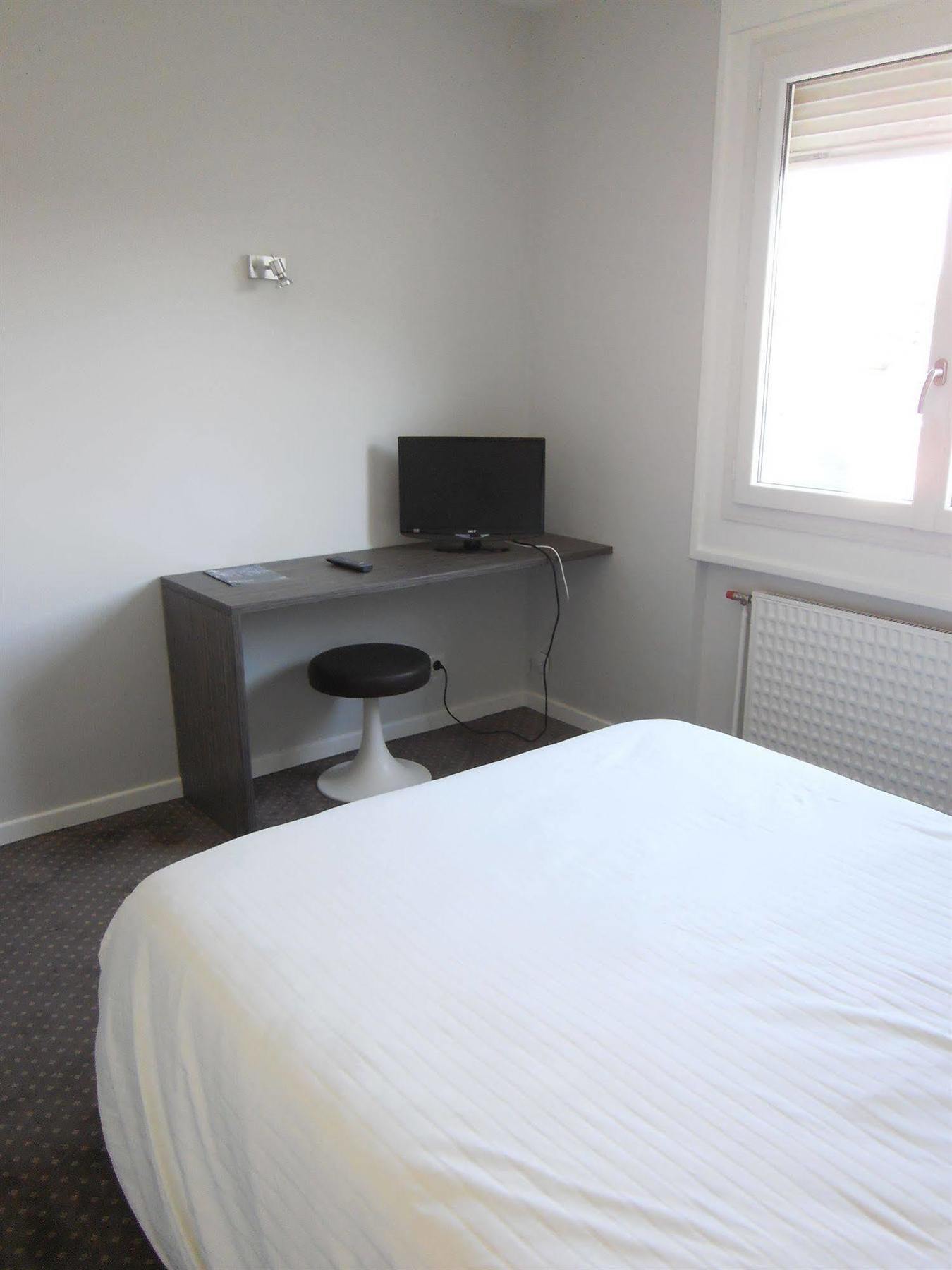 The Originals City, Hotel Dau Ly, Lyon Est Bron Zewnętrze zdjęcie