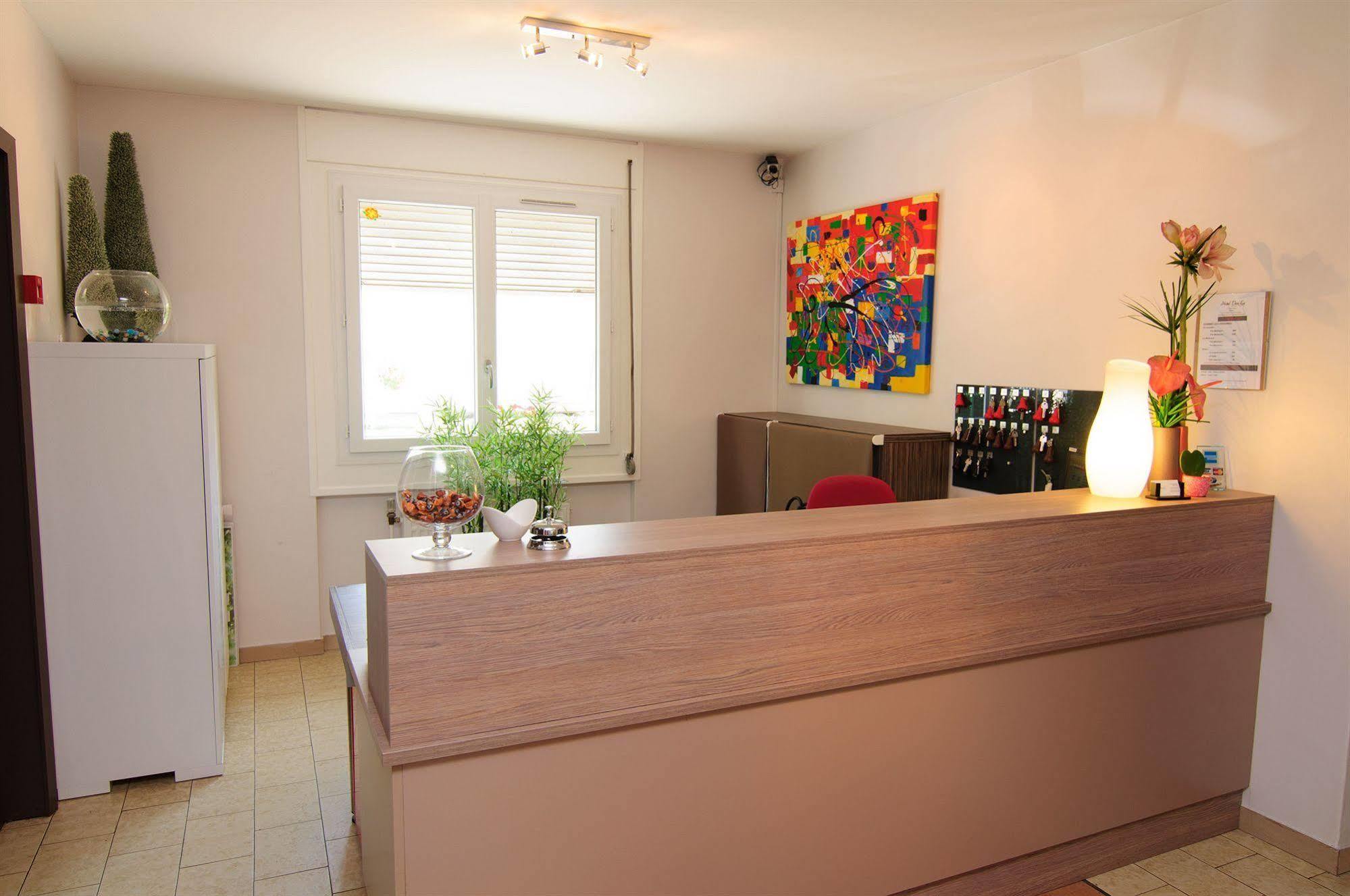 The Originals City, Hotel Dau Ly, Lyon Est Bron Zewnętrze zdjęcie